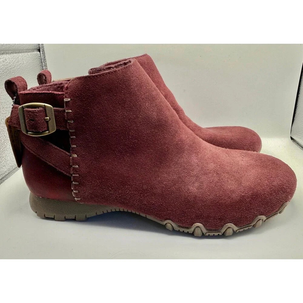 Skechers Burgundy Suede Faux Fur Lined Ankle Boots Women's Size 8 SN 158285